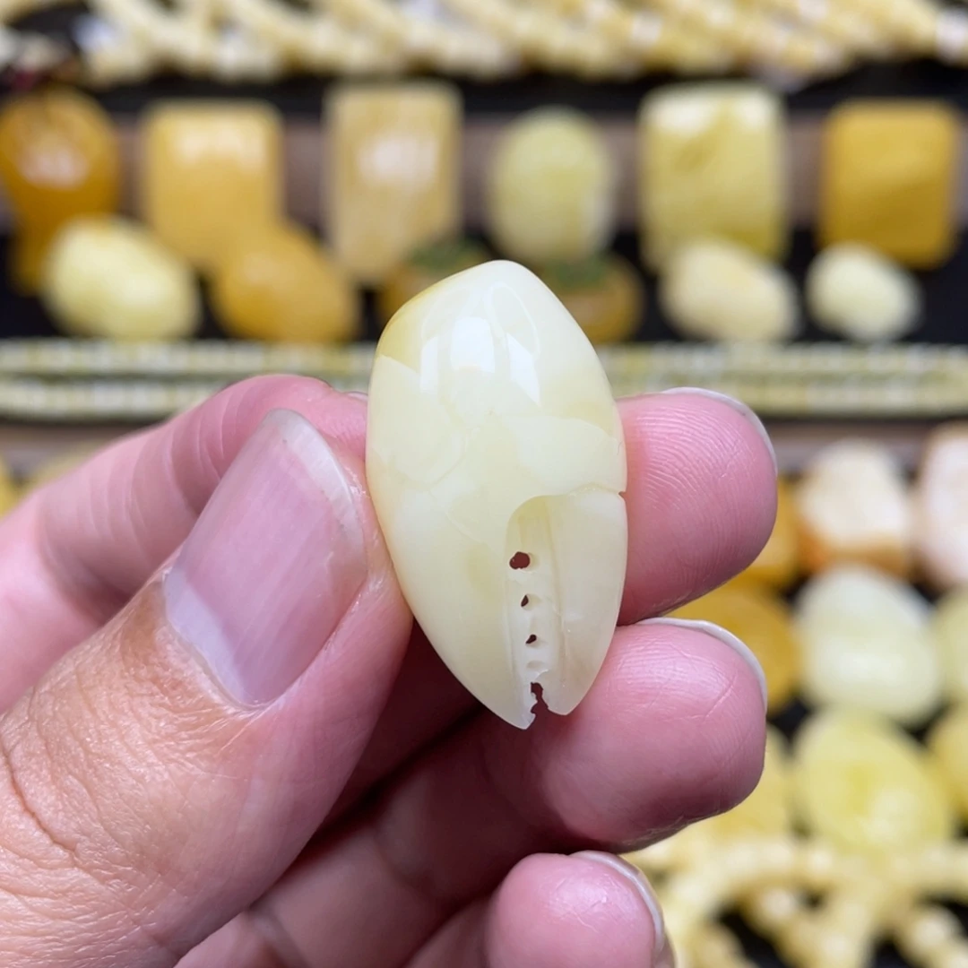琥珀未镶嵌裸石琥珀蜜蜡