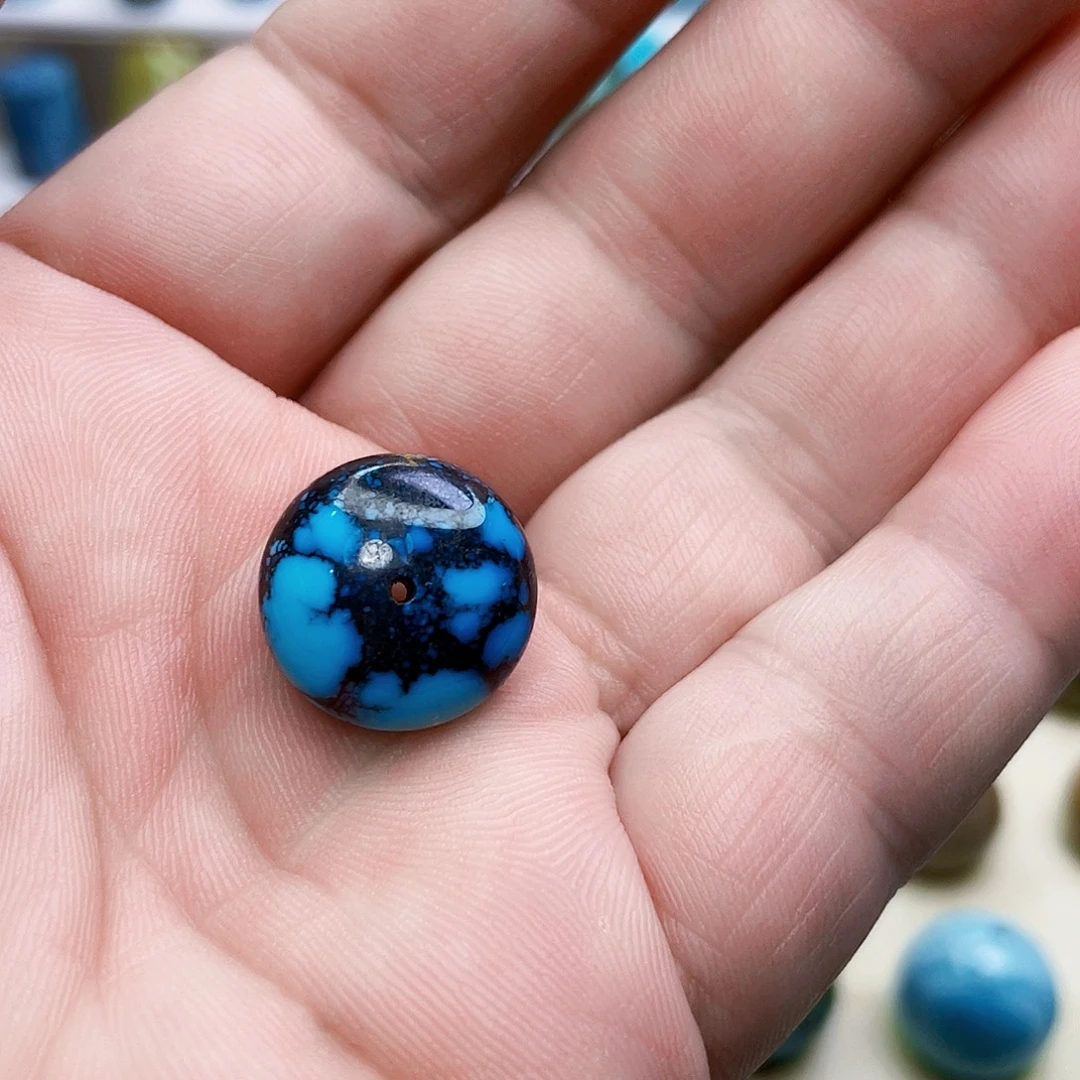 绿松石未镶嵌饰品