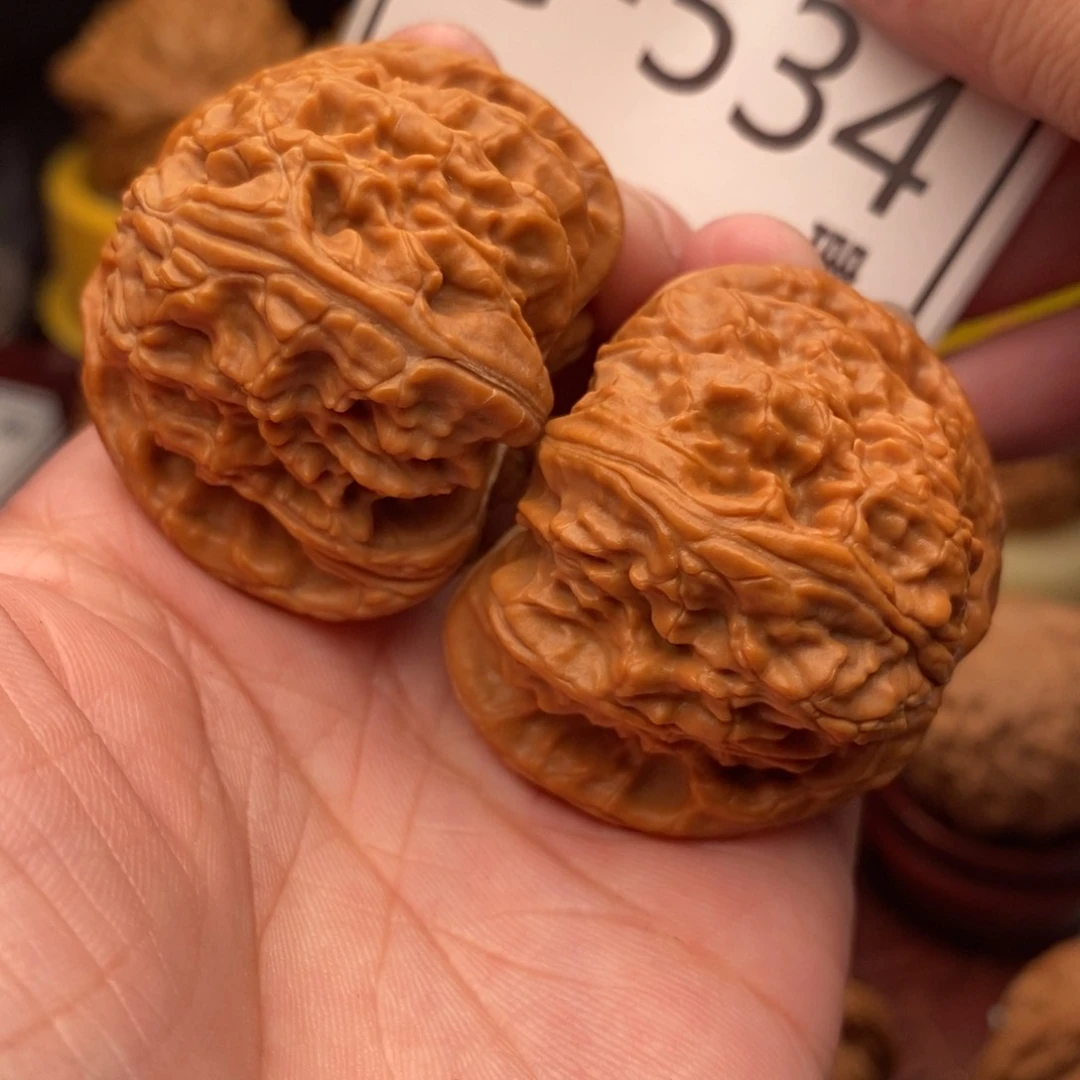 文玩核桃把件球白42