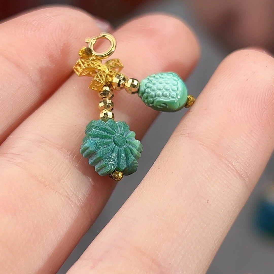 绿松石未镶嵌珠宝奇石