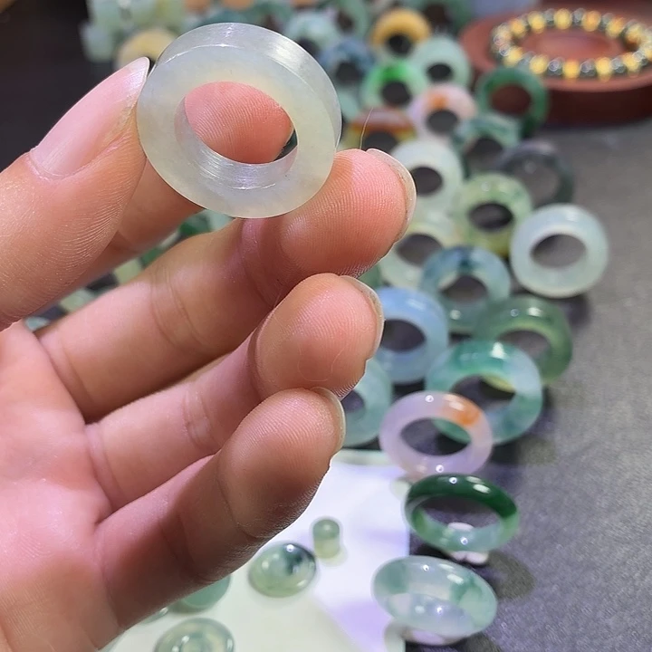 定制翡翠未镶嵌戒指12-18