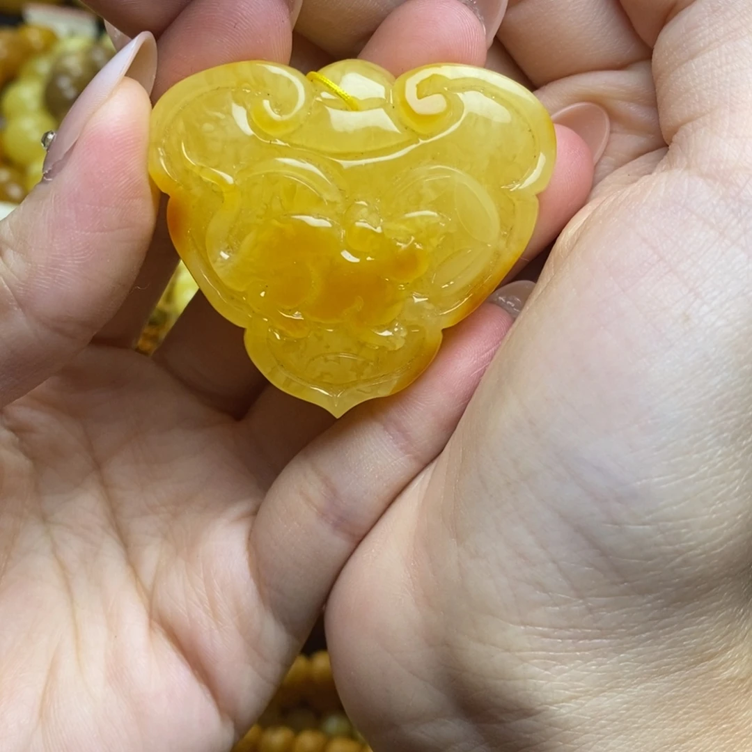 琥珀未镶嵌珠宝奇石蜜蜡