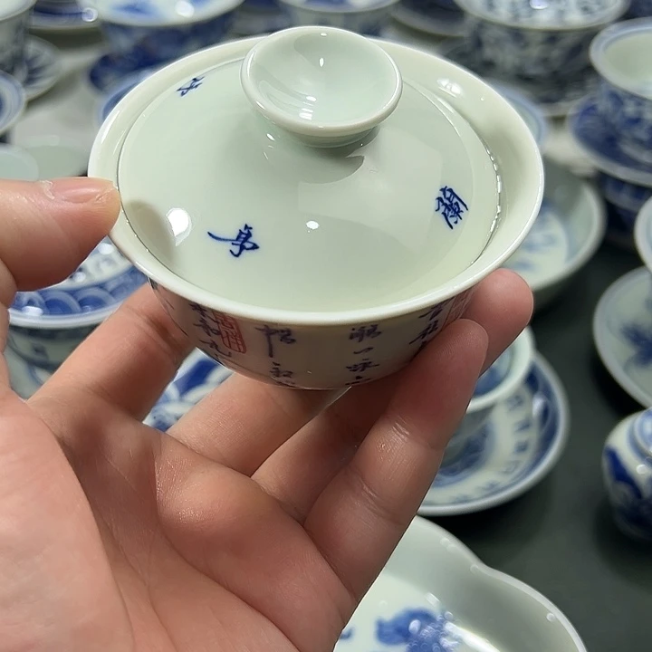 爱***.微瑕两才景德镇纯手工
