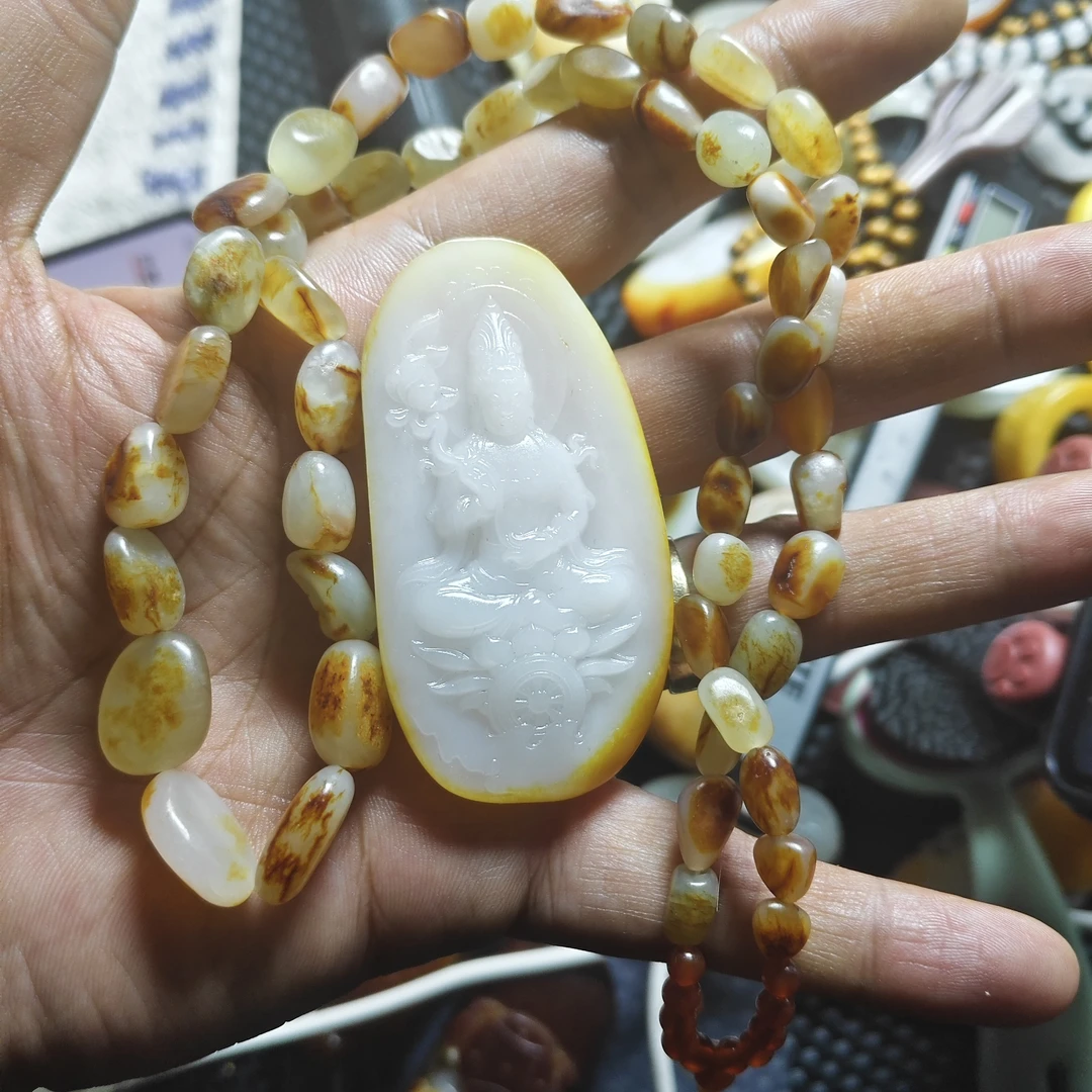 特色手工艺手工雕刻大势至/玉链