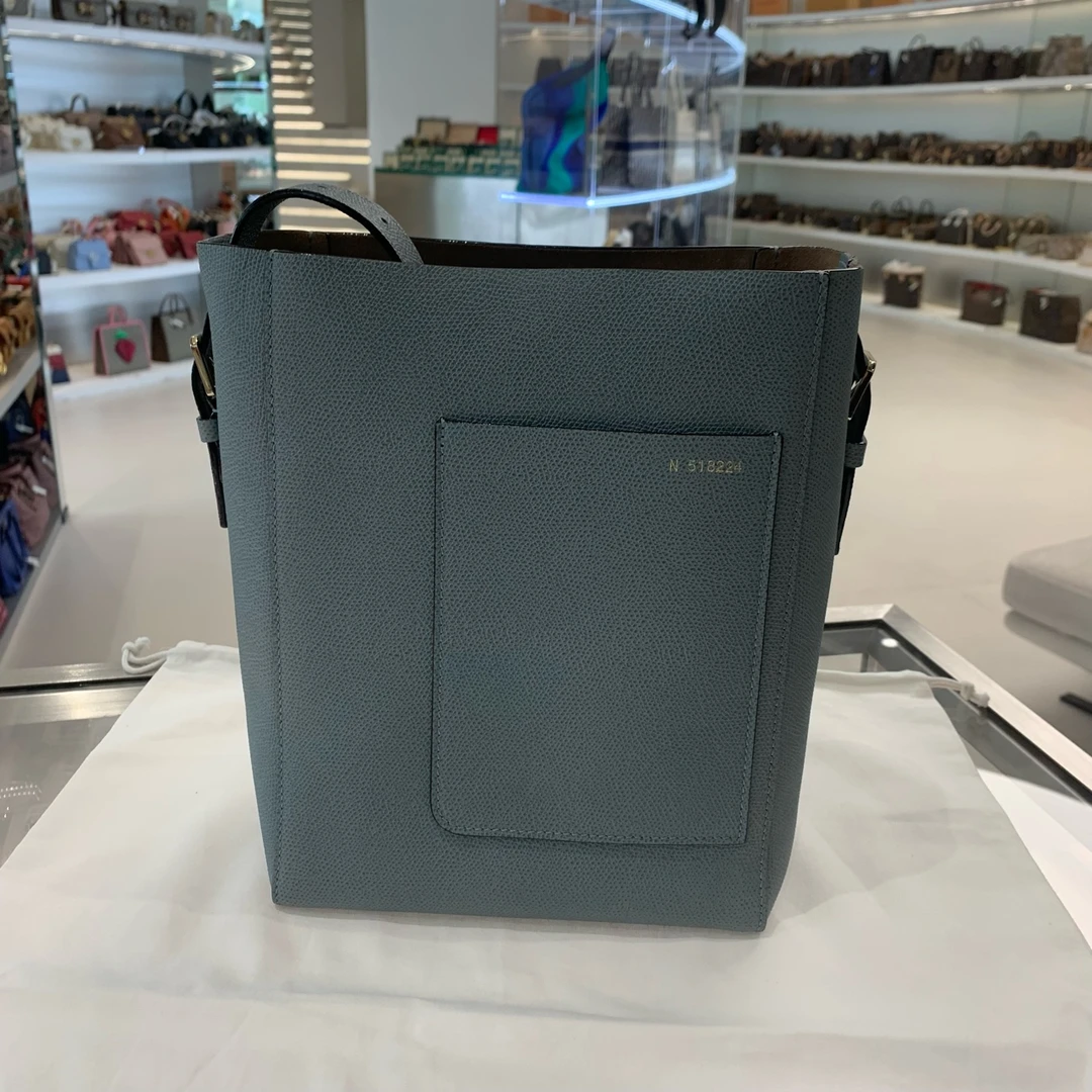 99新  万莱斯特雾霾蓝水桶 99新