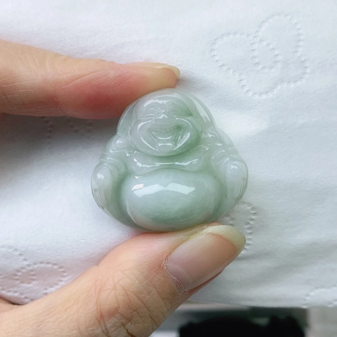 响***天翡翠未镶嵌颈饰佛公