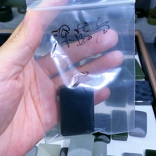未镶嵌和田玉珠宝半成品深****。