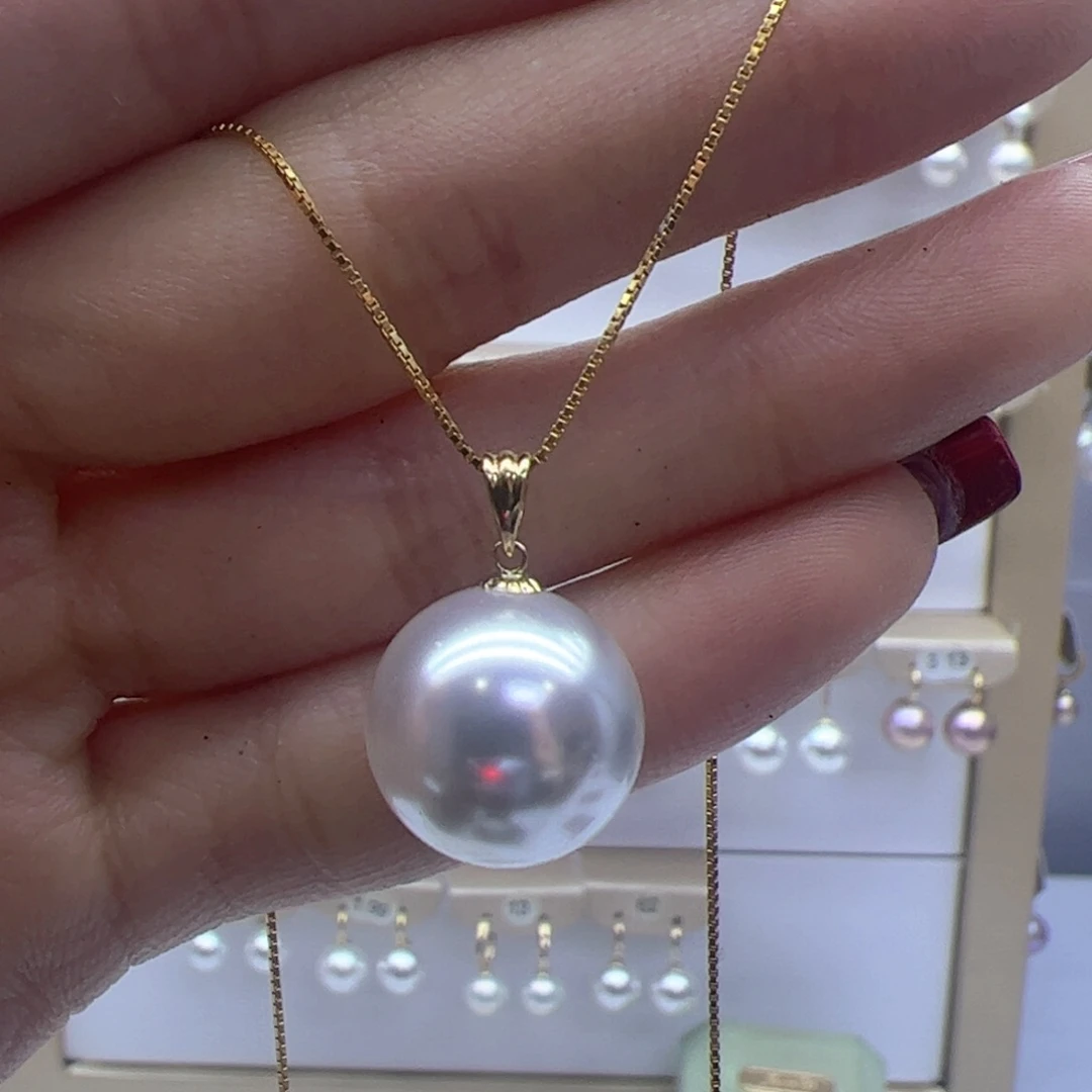 淡水珍珠吊坠(赠链)18K金镶嵌