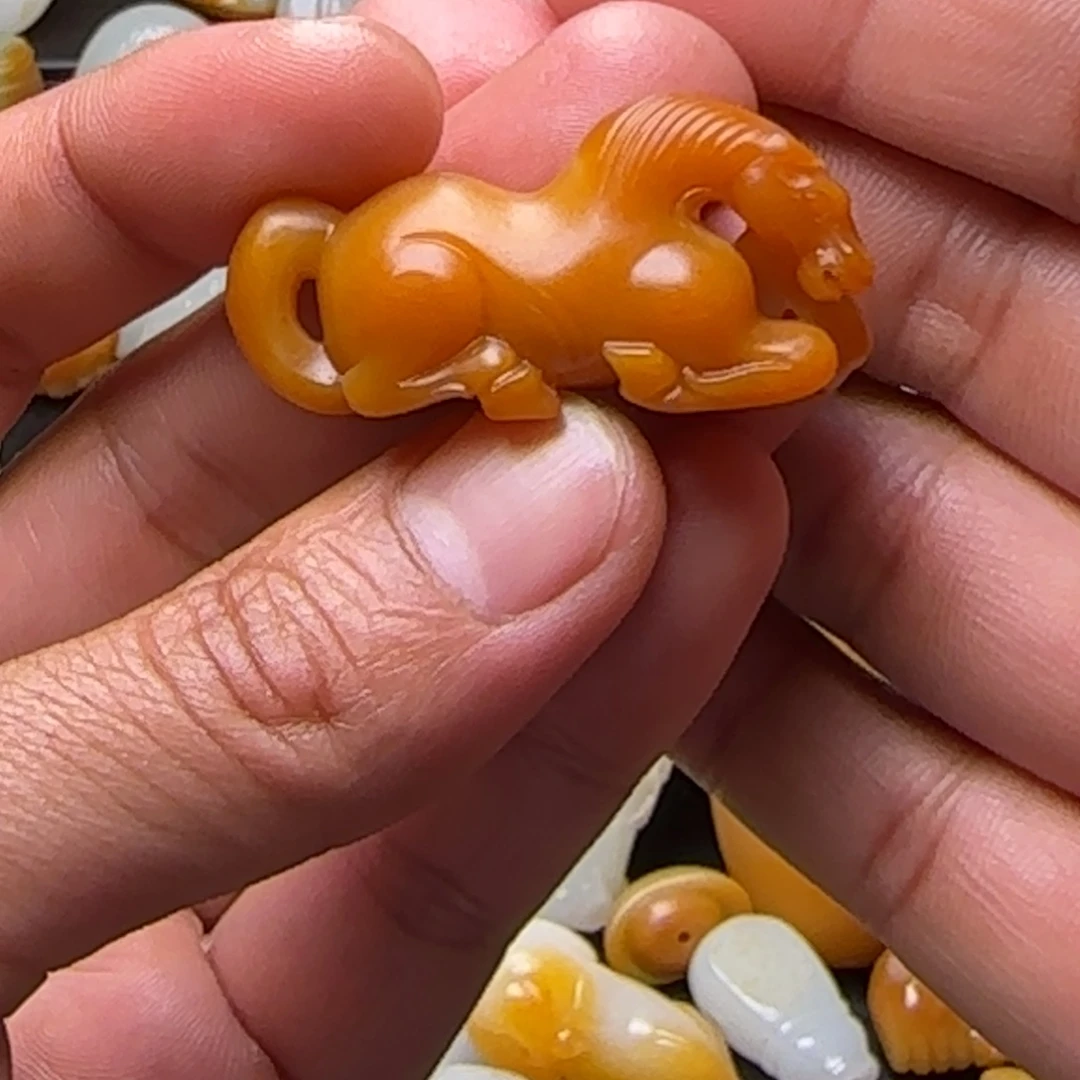 沙***飞和田玉未镶嵌吊坠(不含链)