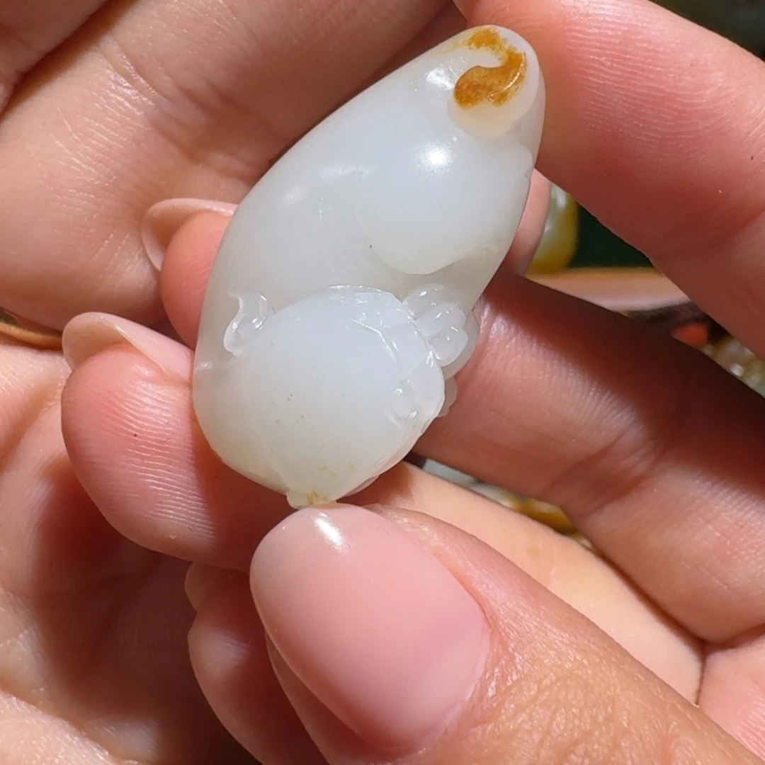 和田玉挂件未镶嵌手****辰