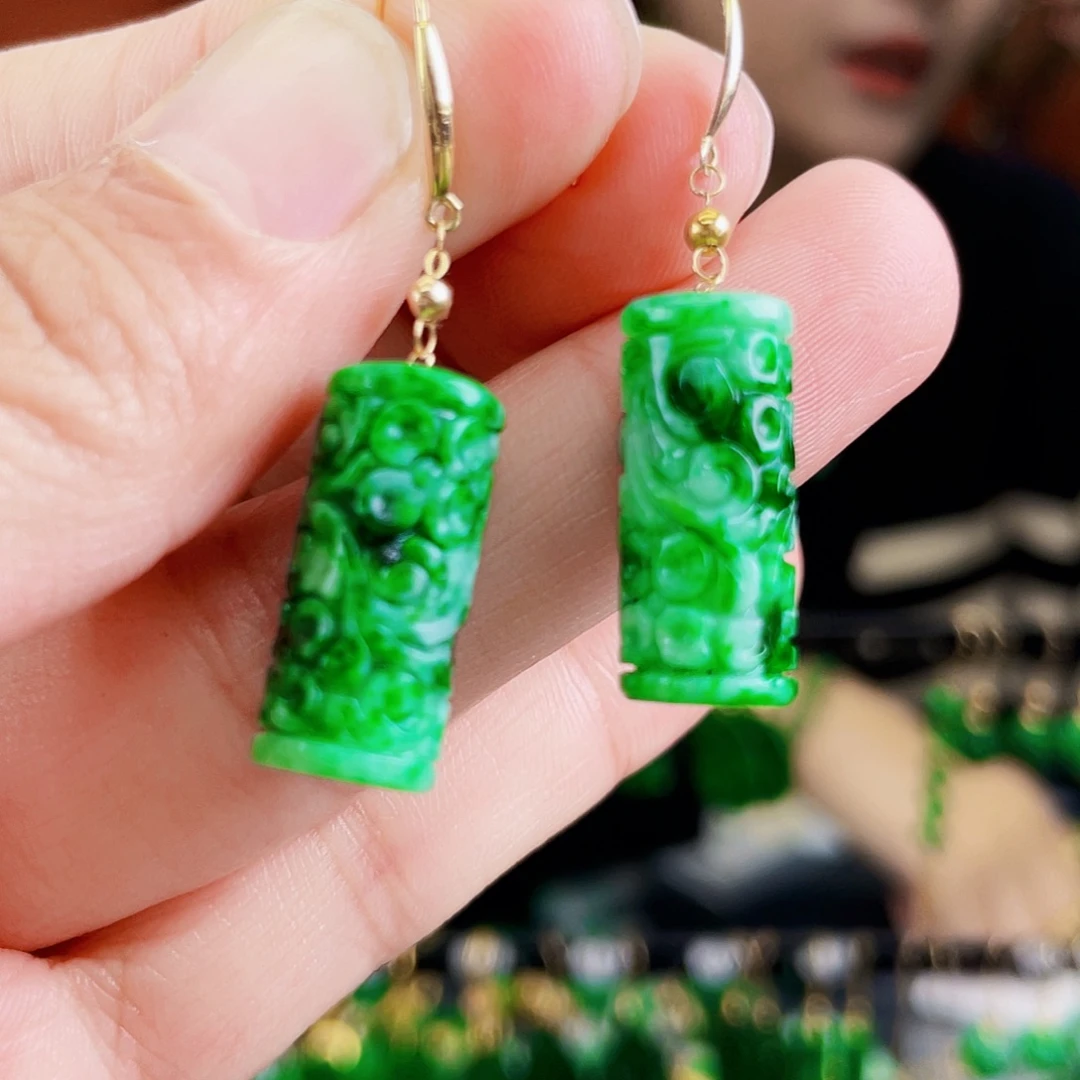 翡翠18K金镶嵌耳饰