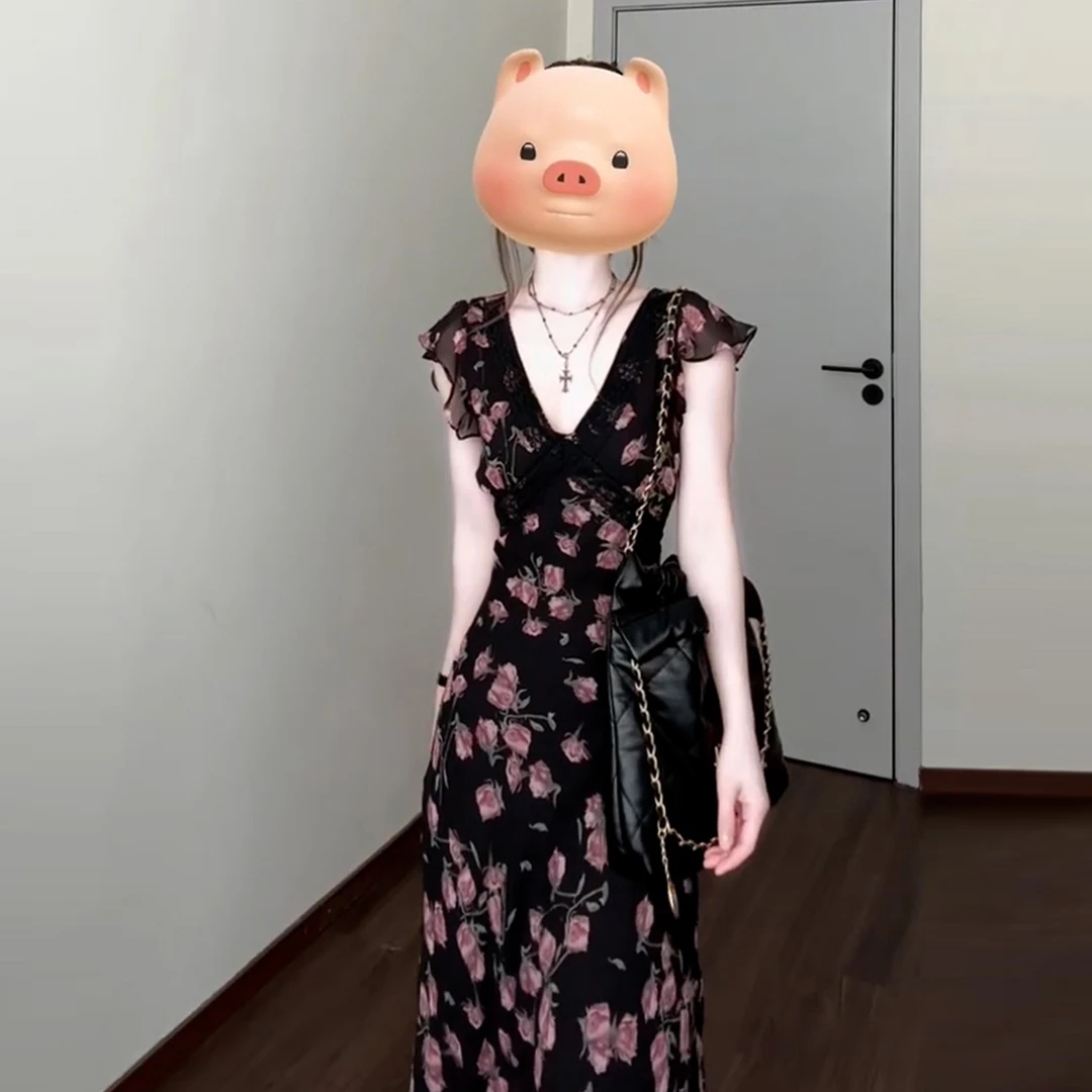 法式小飞袖黑色碎花连衣裙子女夏季2025年新款高级感气质包臀长裙