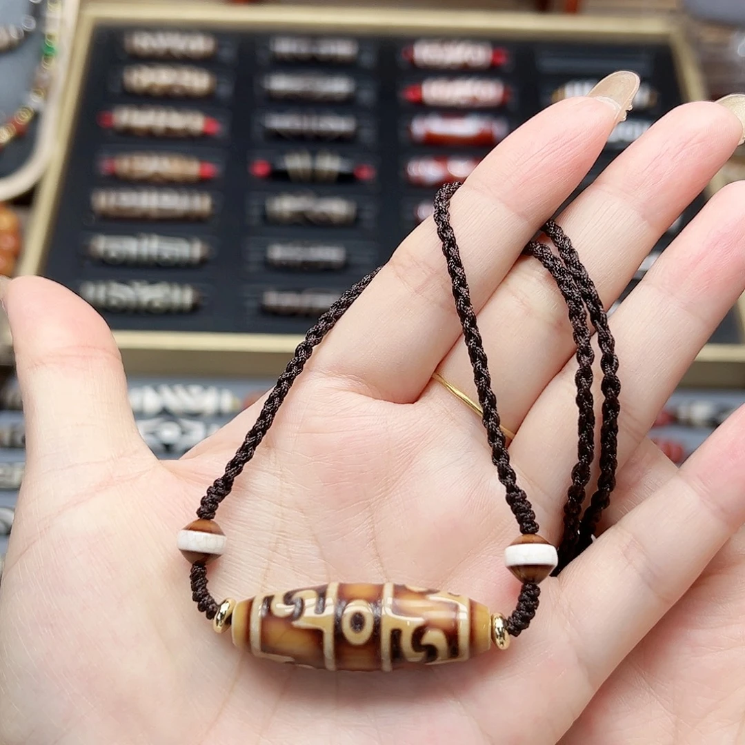 玛瑙/玉髓合金颈饰