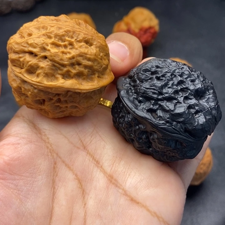 布***墨文玩核桃把件40尺金蟾王