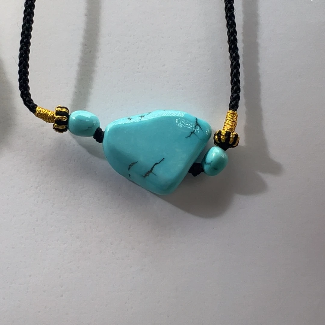 绿松石未镶嵌挂件