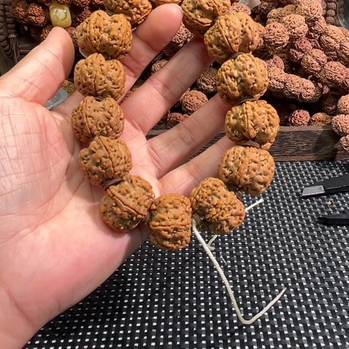 土***人金刚菩提手串蜂窝