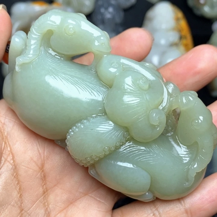 颈饰未镶嵌和田玉