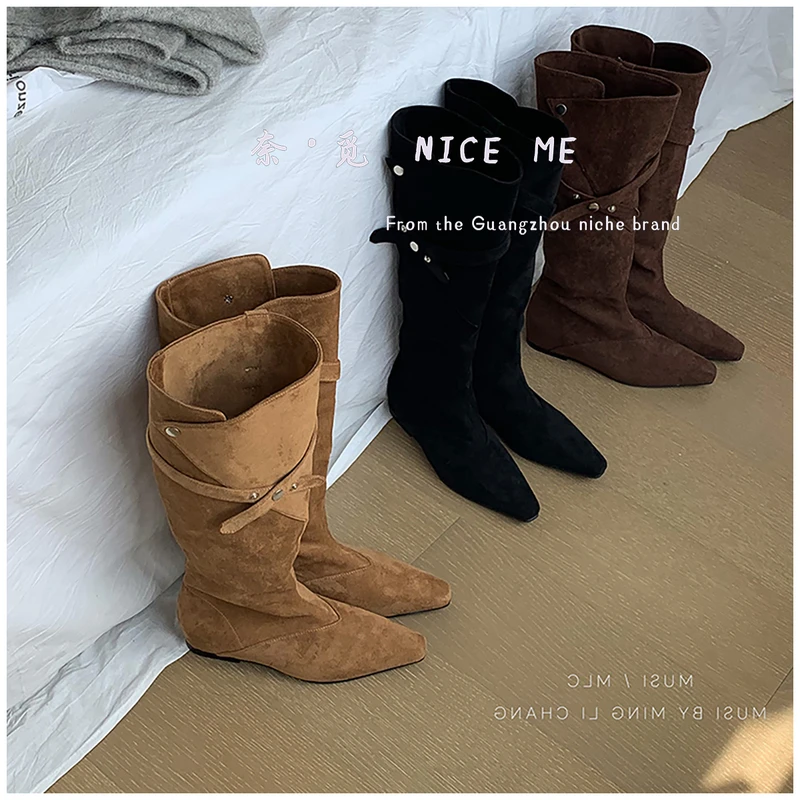 【谁穿谁爱】NICE ME~内增高4cm软底高跟高筒靴女秋冬季尖头堆堆靴~