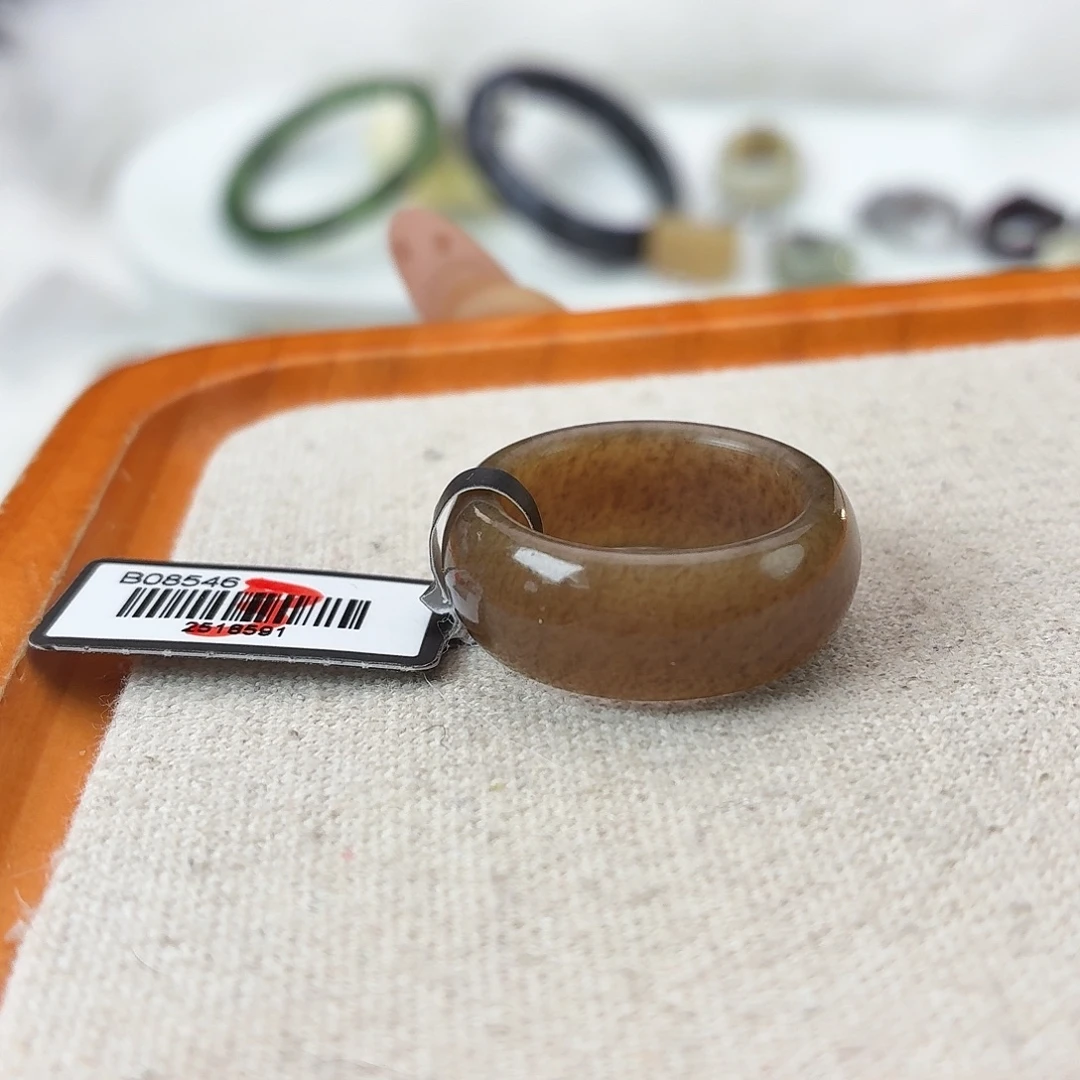 和田玉未镶嵌戒指c69糖色轮胎18.2不退换