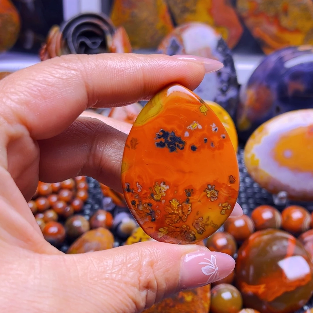 玛瑙/玉髓未镶嵌颈饰