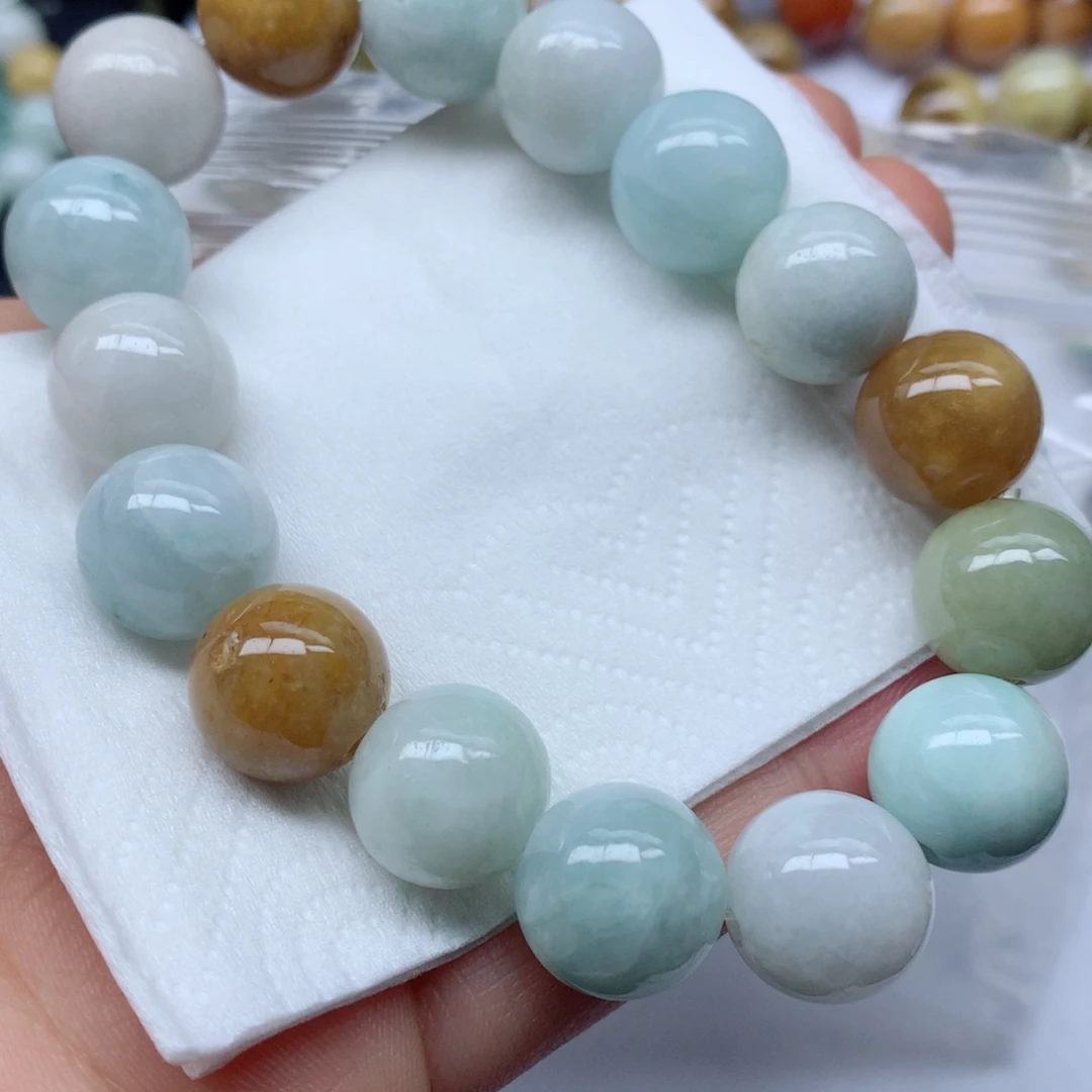 翡翠颈饰未镶嵌手串