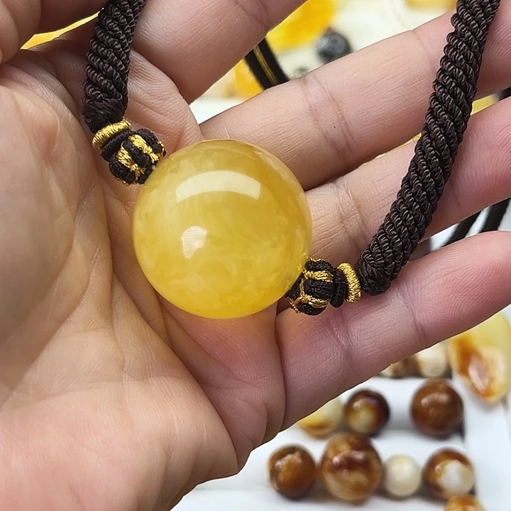 光***缸琥珀颈饰未镶嵌630
