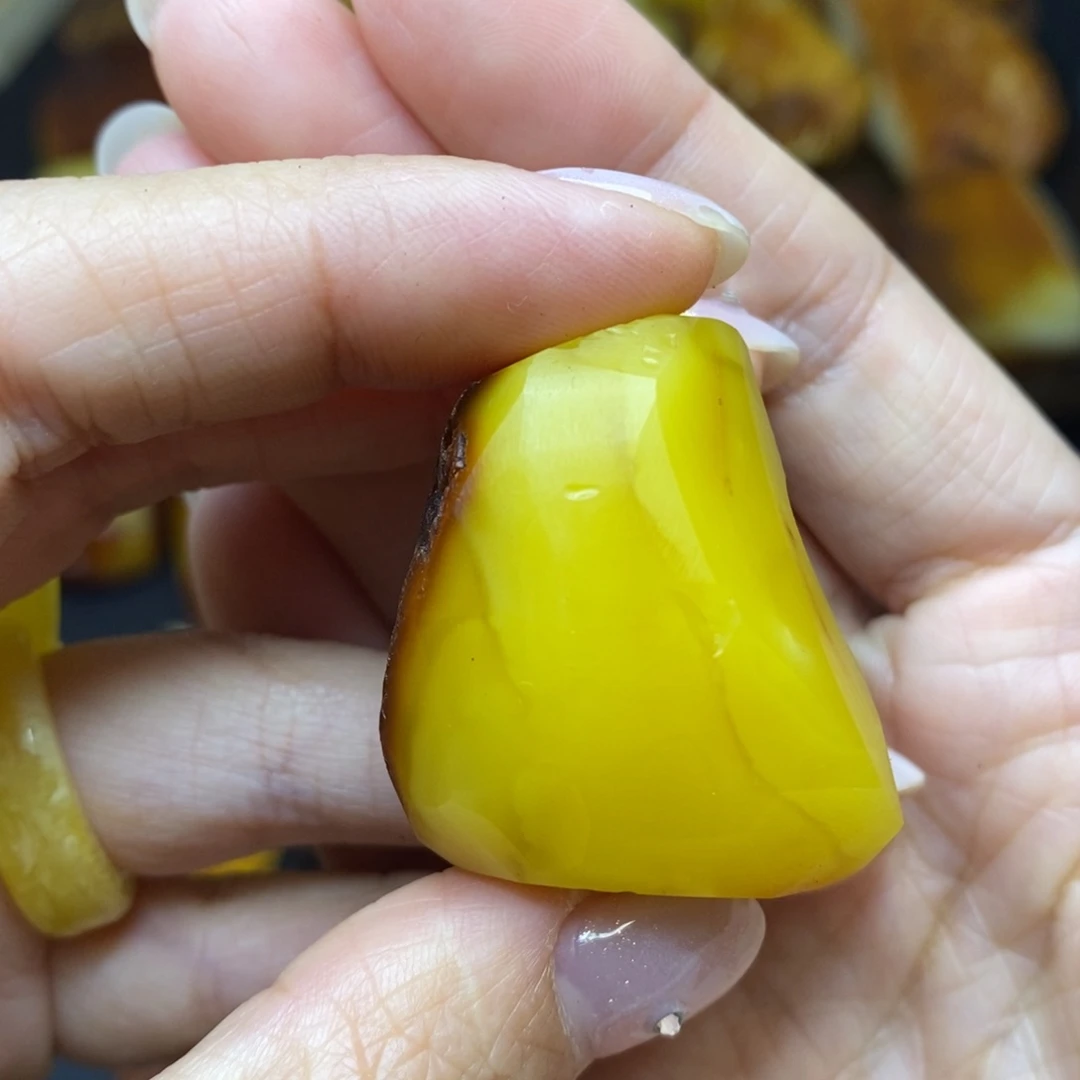 未镶嵌定制蜜蜡胖