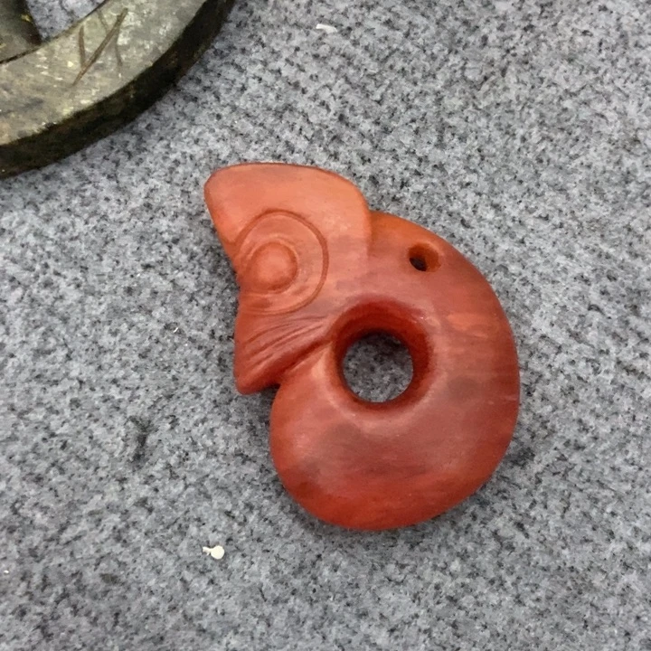 白玉菩提吊坠摆件