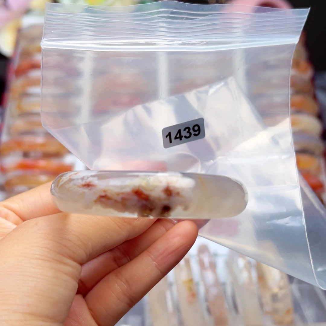 玛瑙/玉髓手镯未镶嵌U**?