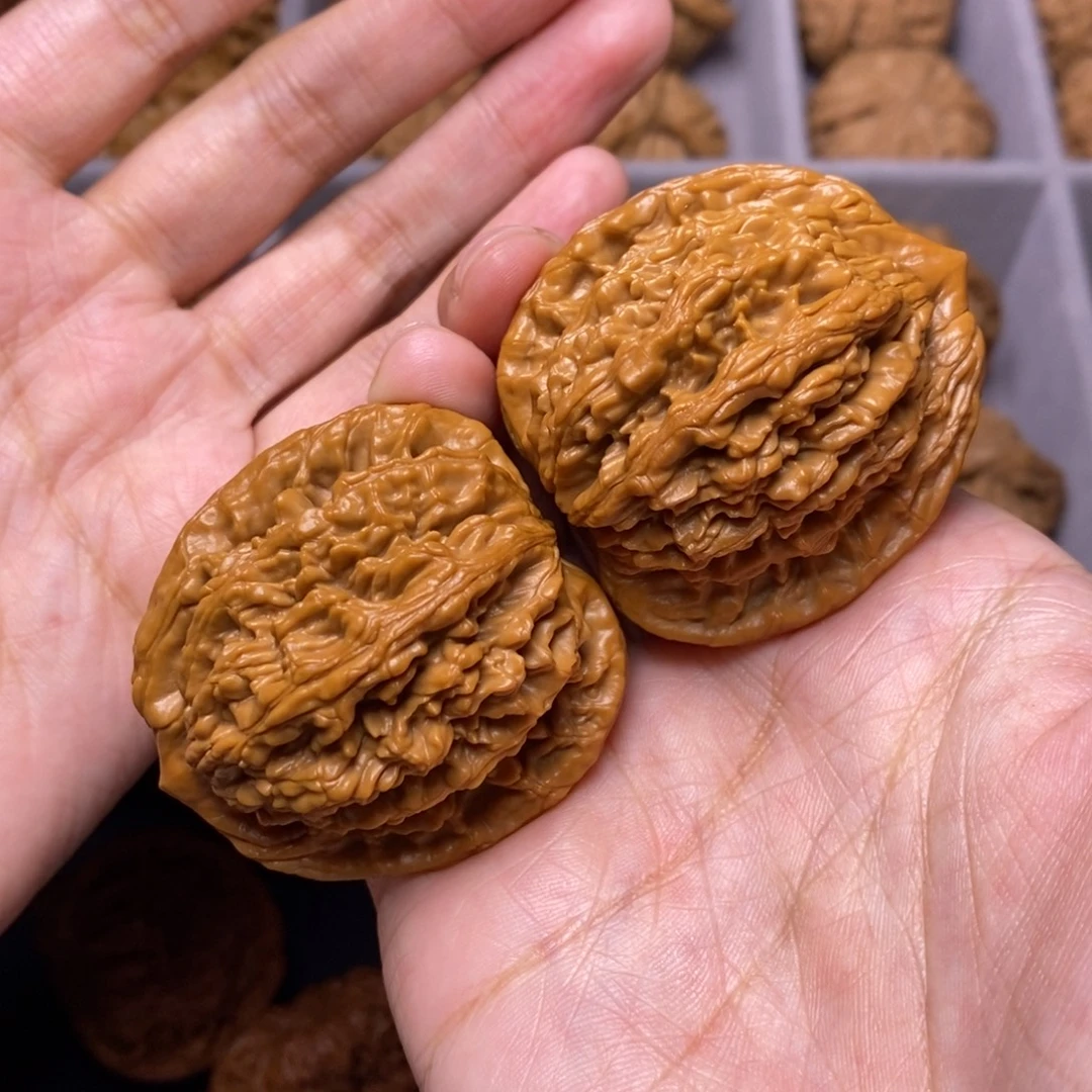 文玩核桃吊坠精对虎头