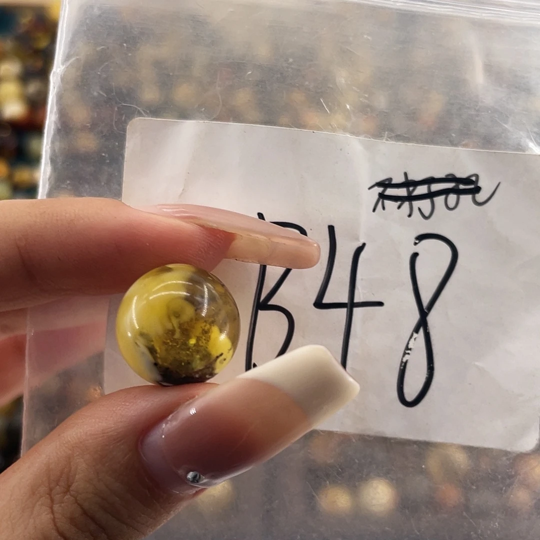 琥珀未镶嵌裸石15福利