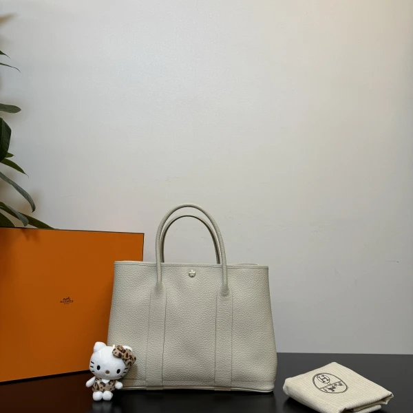 包包/爱马仕/99新/250118QR0009