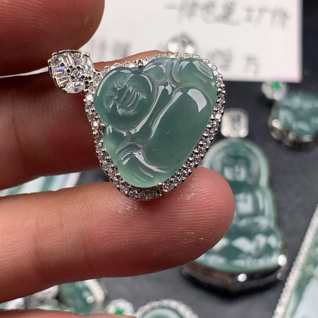 颈饰未镶嵌翡翠佛公