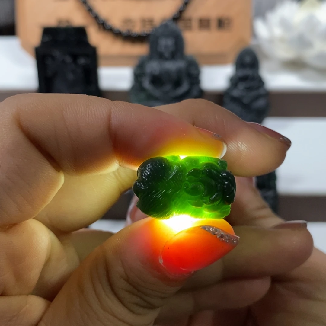 定制翡翠未镶嵌墨翠貔貅天然a货