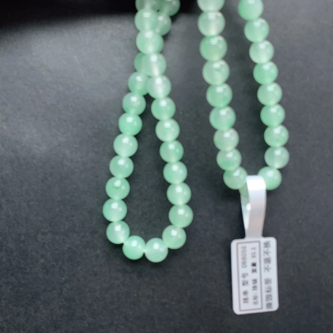 麦***糖石英质玉手链未镶嵌