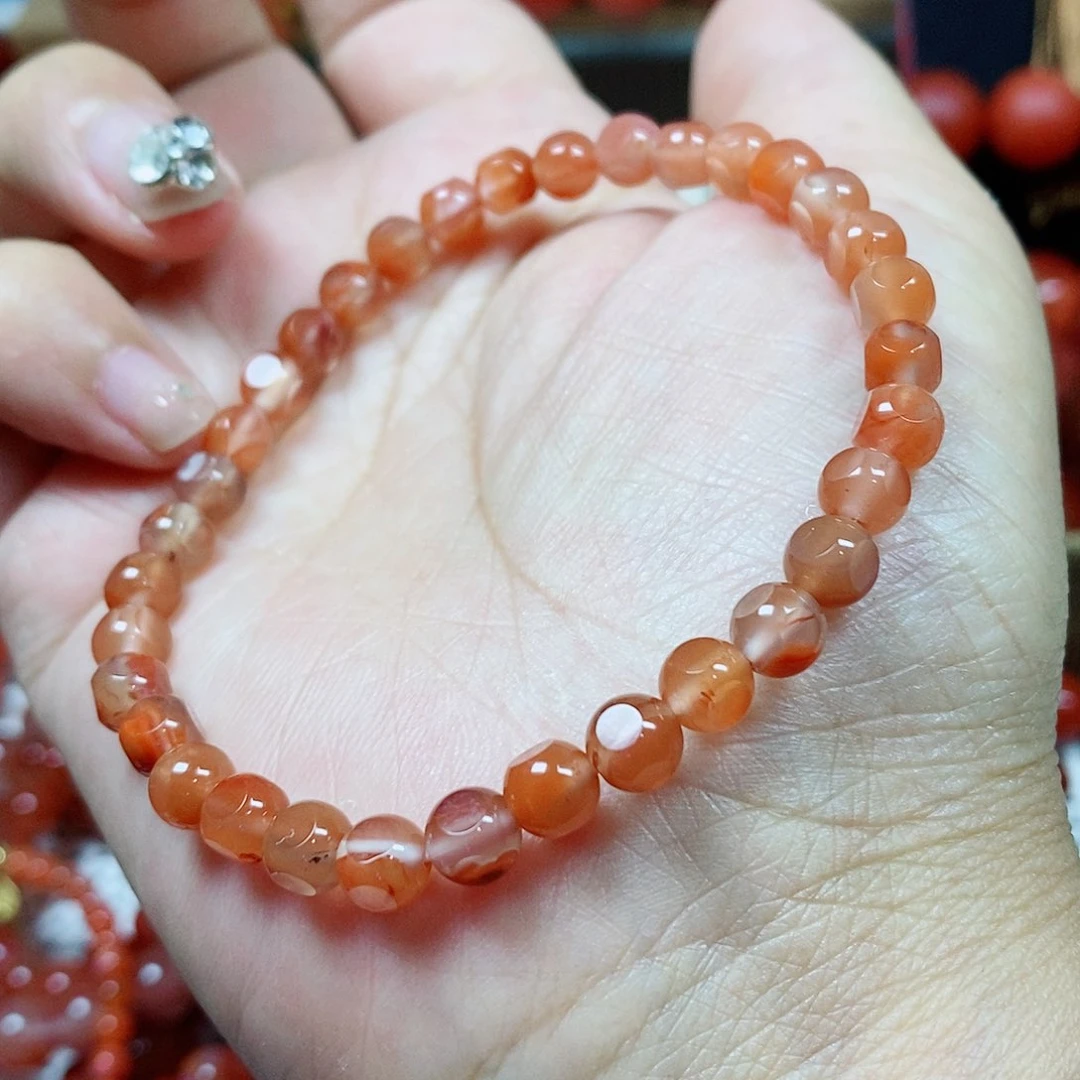 南红玛瑙手串未镶嵌卡5➕