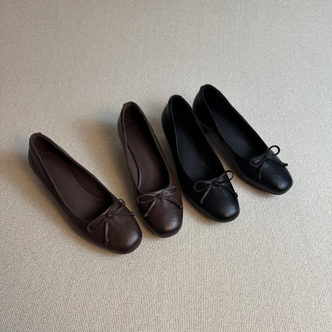 六也「甜美芭蕾」复古韩系圆头粗跟一脚蹬蝴蝶结浅口小皮鞋 L1297