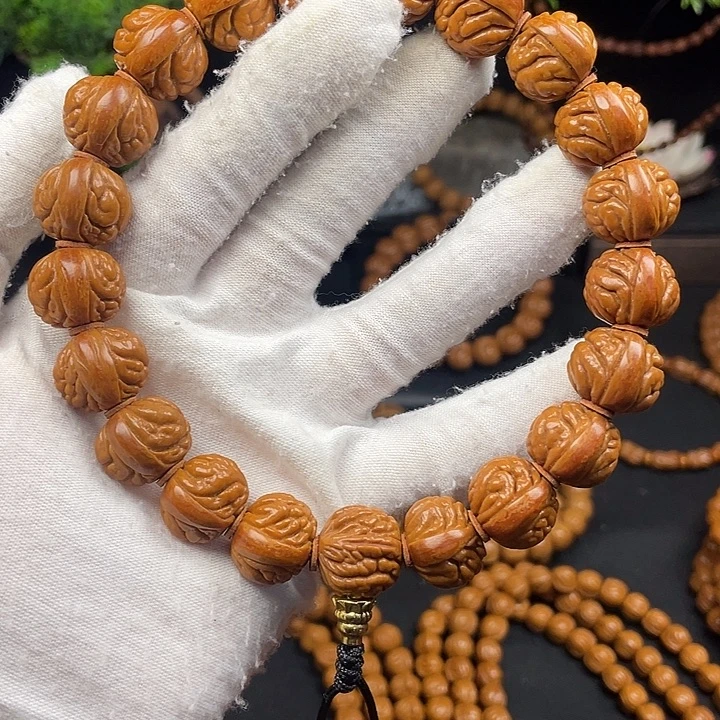 桃核吊坠秦岭龙纹桃核