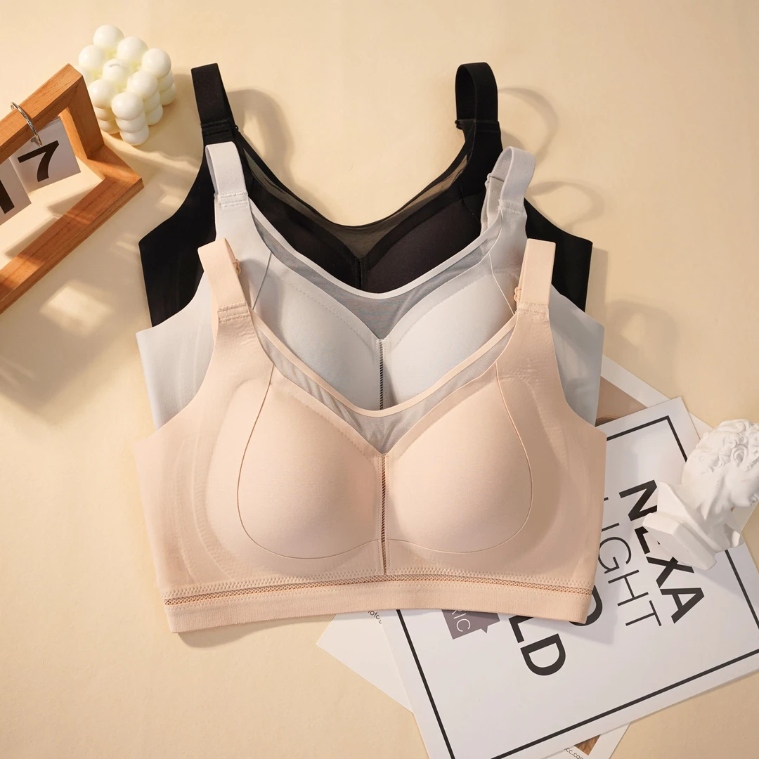 宅三蔻女士亲肤收副乳大胸显小文胸裸感调整型内衣运动舒适薄款