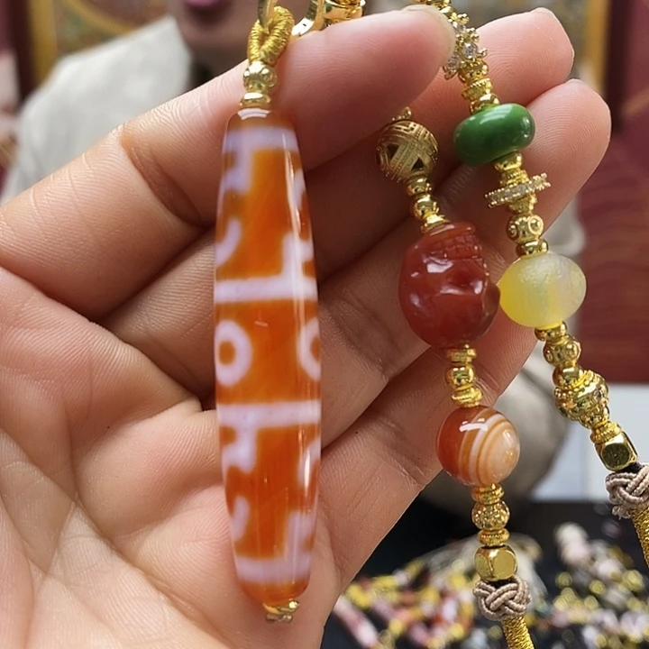 玛瑙/玉髓合金颈饰