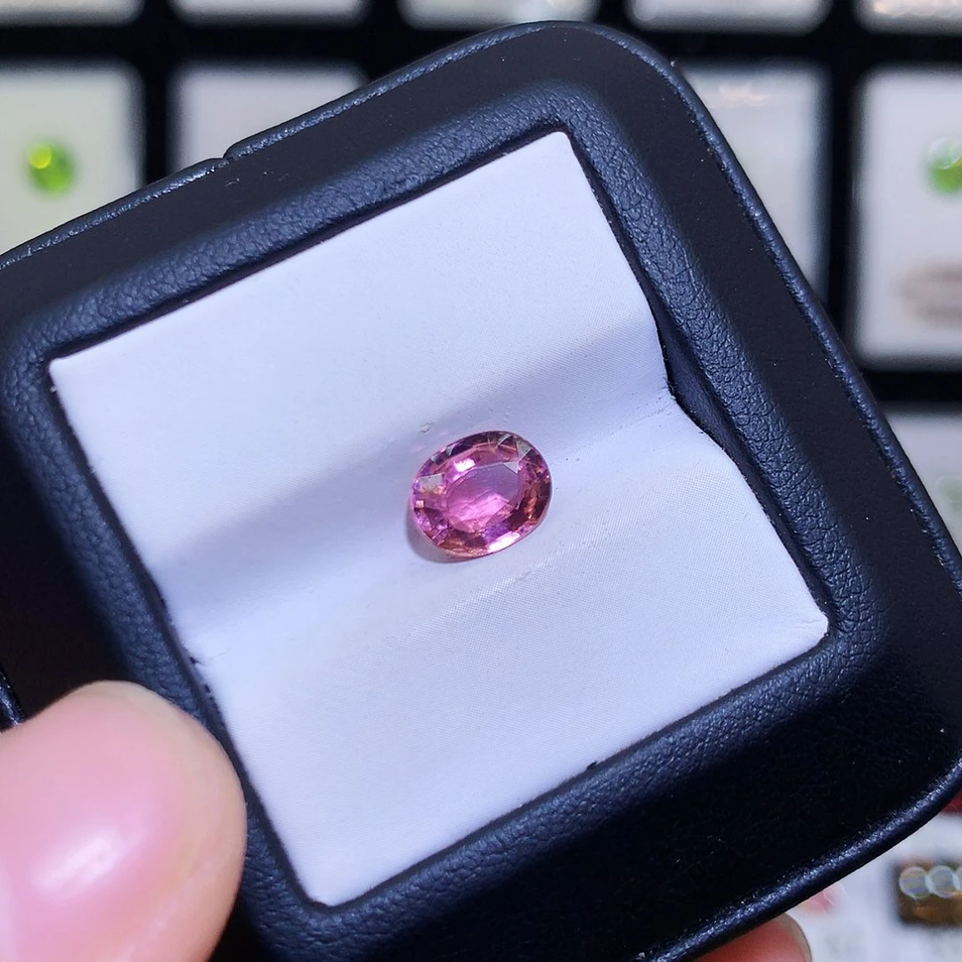 碧玺裸石未镶嵌1.67克拉