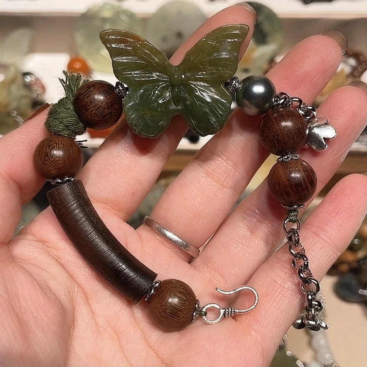 蛇纹石玉合金颈饰