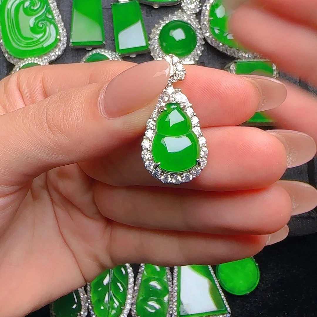 翡翠银S925镶嵌颈饰