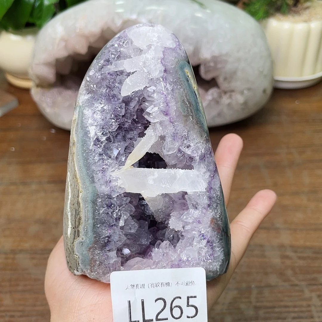 未镶嵌大型摆件（非配饰）水晶