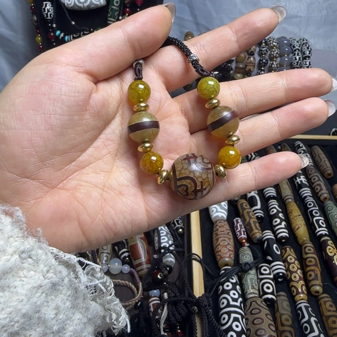 玛瑙/玉髓合金颈饰