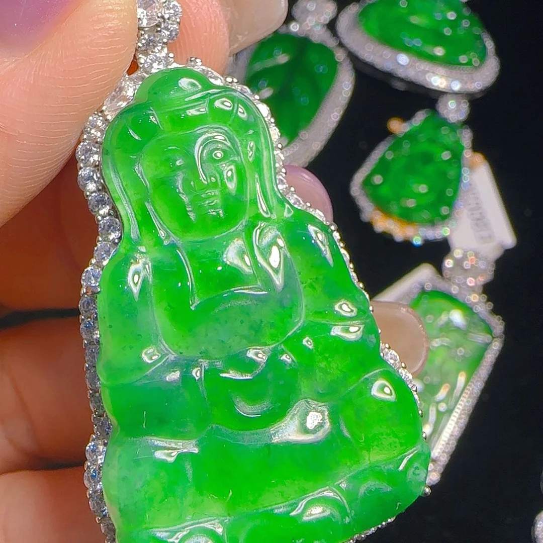 翡翠吊坠(赠链)银S925镶嵌