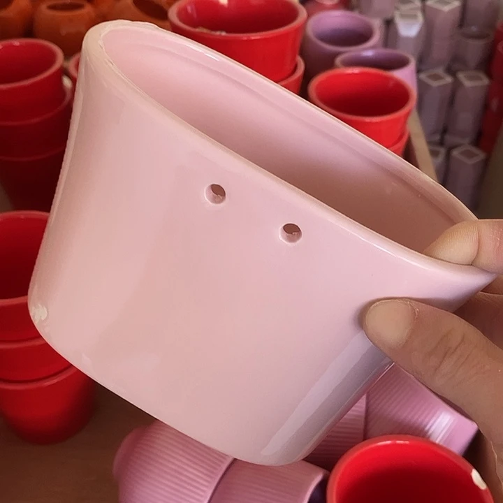 陶盆有孔 瑕疵针孔漏釉介意勿拍外口 15*7外高10