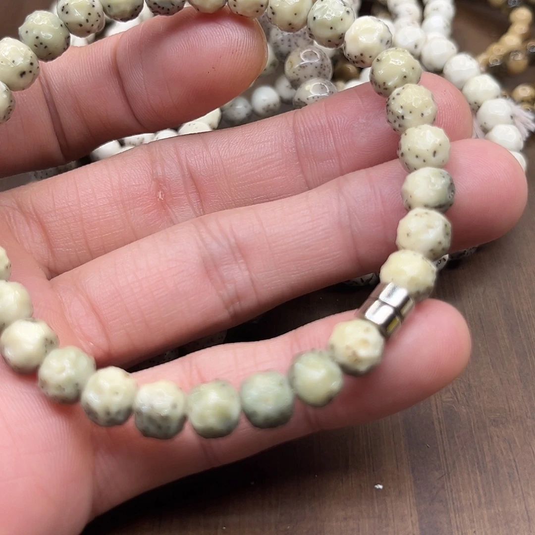 星月菩提手串吴****N8改绿冰果冻