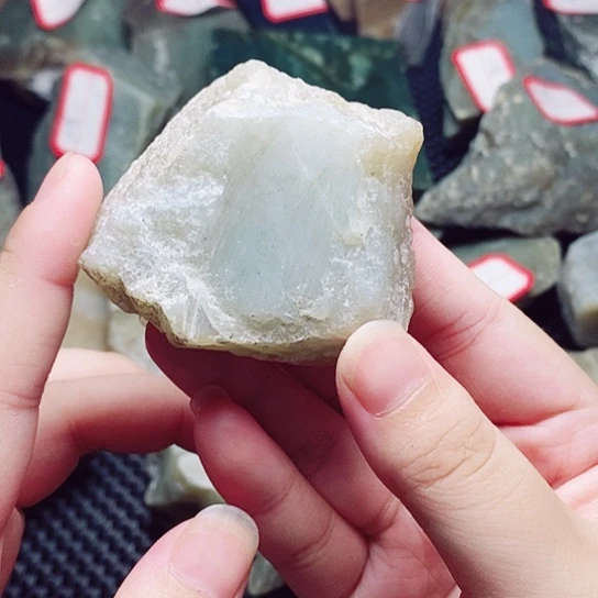 和田玉（糖玉）未镶嵌珠宝半成品