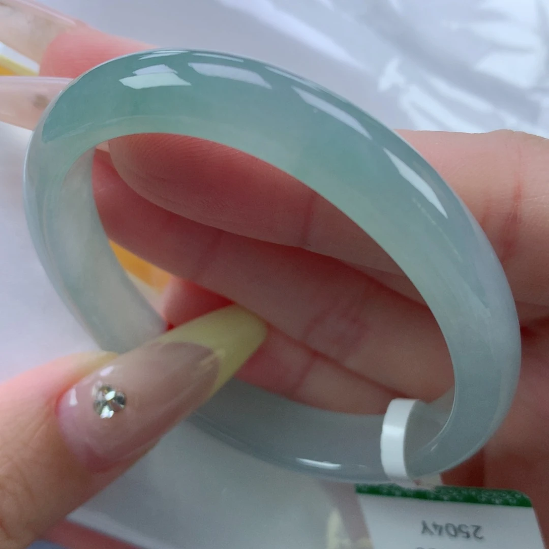 翡翠手镯未镶嵌缅甸天然翡翠A货51.9贵妃强推